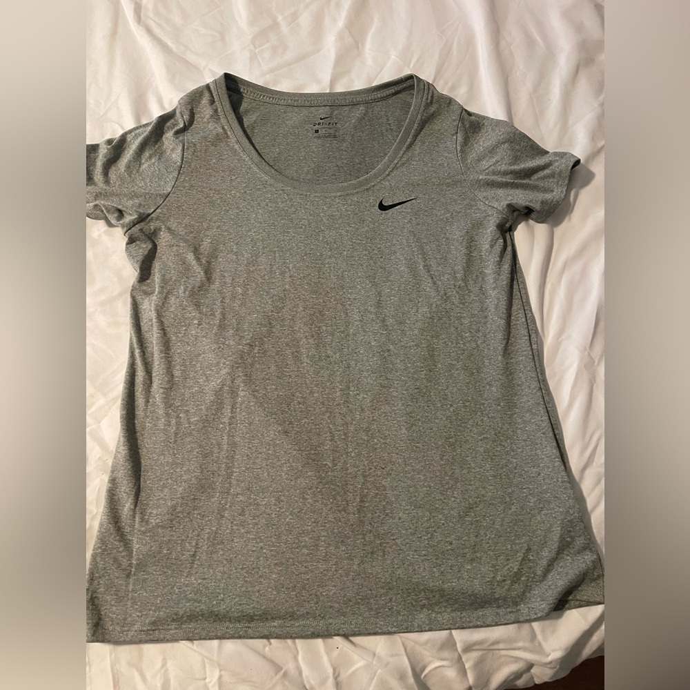 Nike women’s dri-fit shirt, gray size large